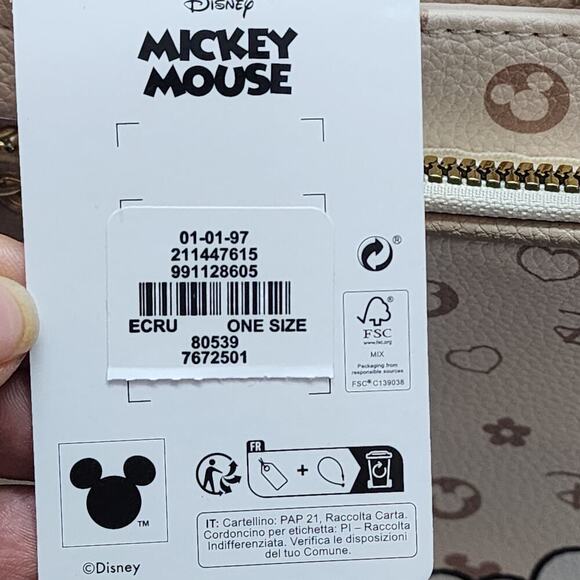 PRIMARK Disney Mickey Mouse Weekender Overnight Travel Bag - New With Tag - Picture 7 of 14